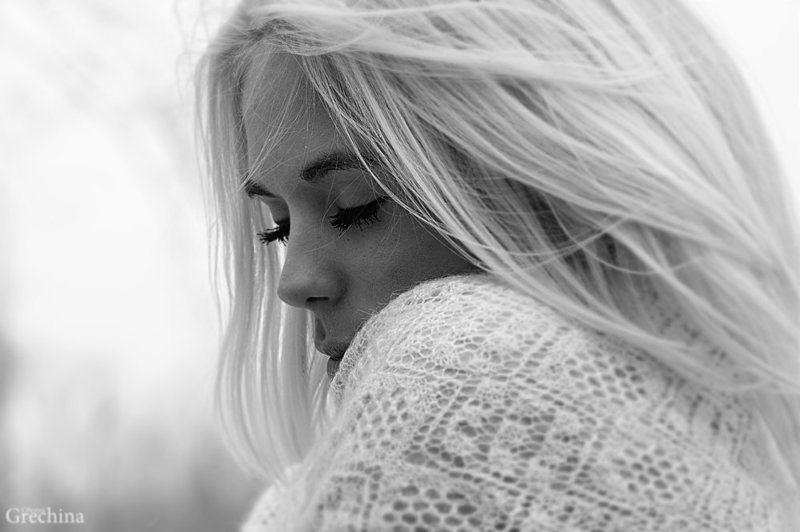 Вдыхая холод...photo preview