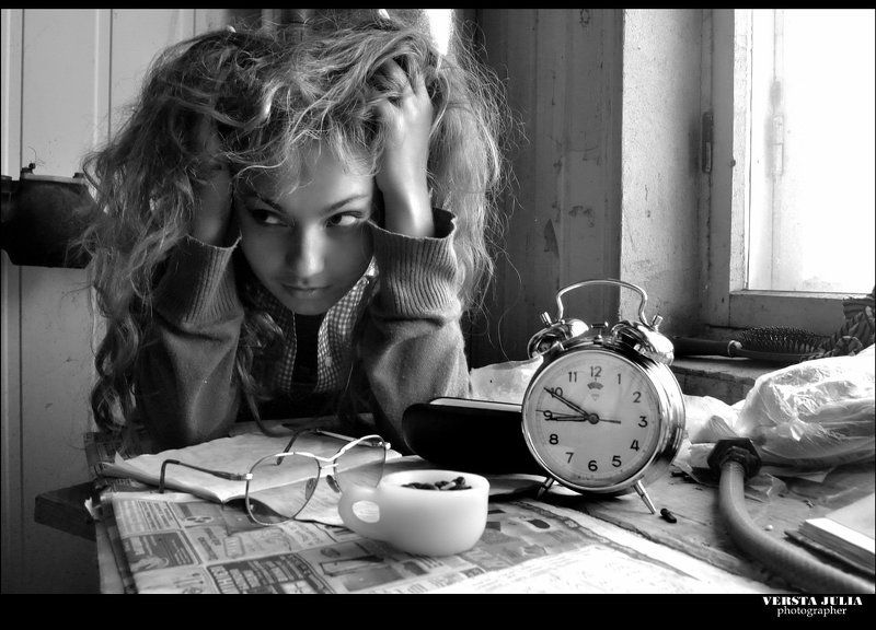 кіно, чб, усталость, робота Старе Кіноphoto preview