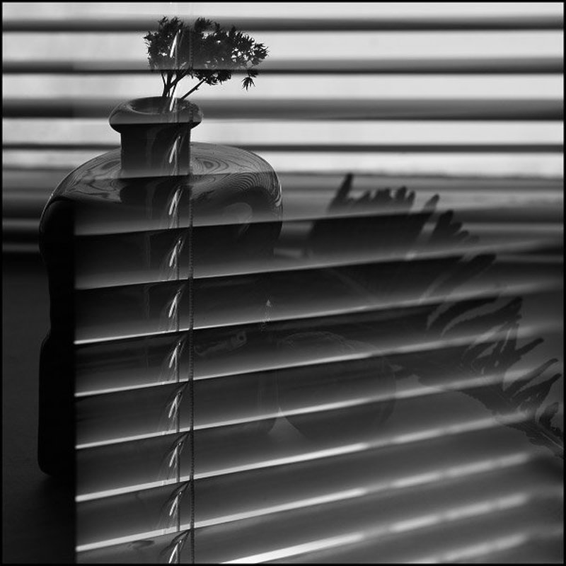 стекло, свет Чёрный штофphoto preview