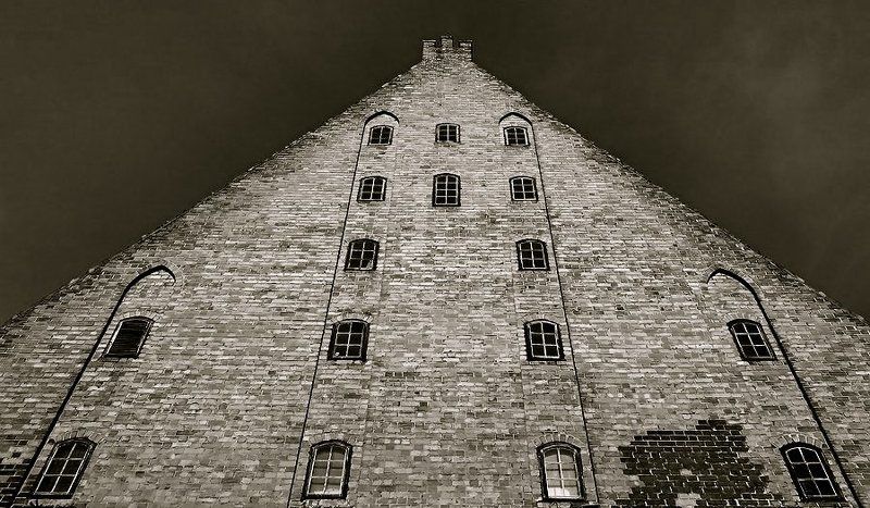 Фронтонphoto preview