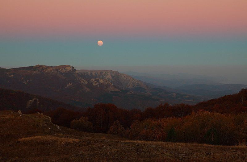 крым, вкечер, луна вечер в горах, восход луныphoto preview