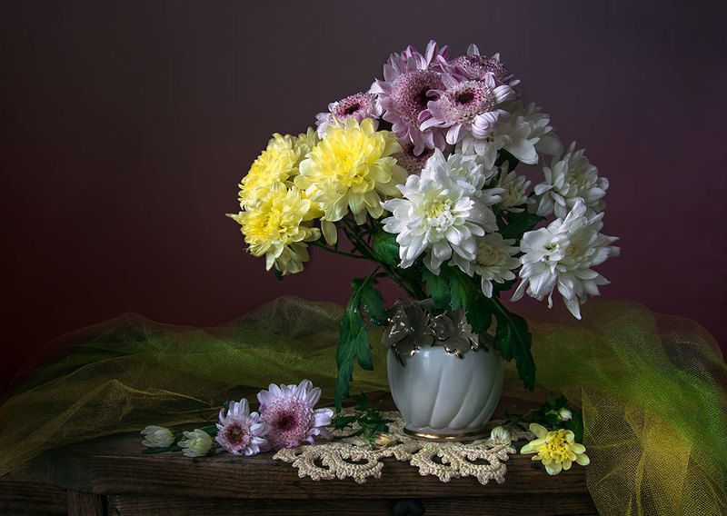 красивый натюрморт с хризантемами,букет,цветы,искусство,творчество,художественное фото,костюченко людмила. Букет хризантем.photo preview