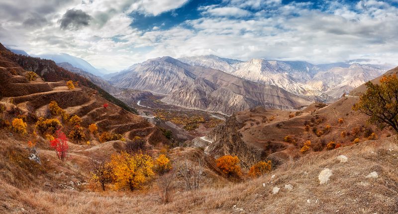 Долина реки Андийское Койсу в Дагестанеphoto preview