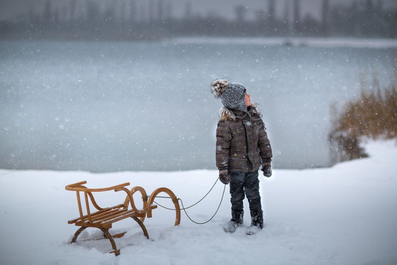 Снег фото превью