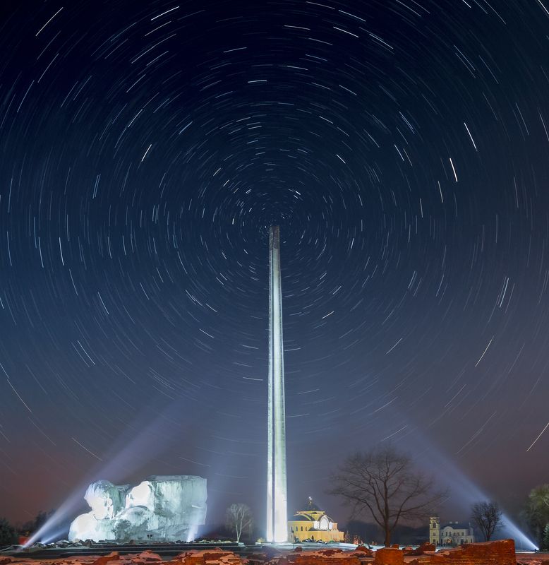 ночь, небо, звезды, брест, крепость, Мир продолжает вращаться.photo preview