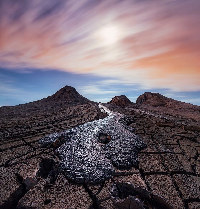 Грязевые вулканы Гобустана, Азербайджанphoto preview