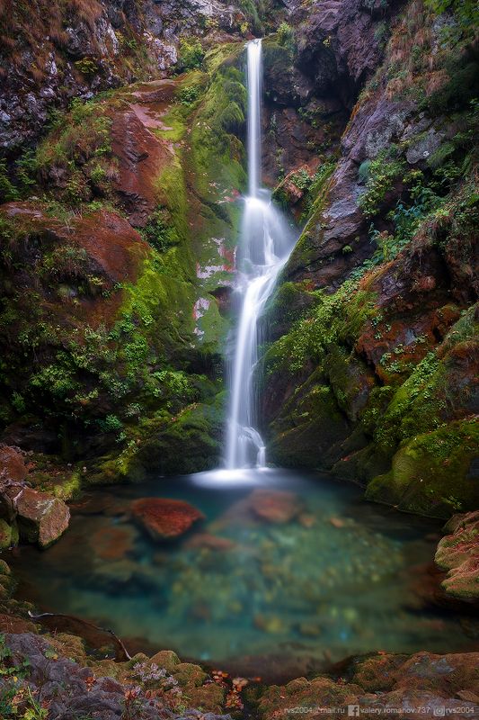 поток, водопад, ручей, серебро, водопад, поток, каскад, юг, река, вода течет, пороги, падающая вода, серебро падает государственный парк, лес, зеленый, мох, бассейн, белая вода, италия, клин, италия, , скалы, камни, скала Waterfall in green – Водопад в зеленомphoto preview