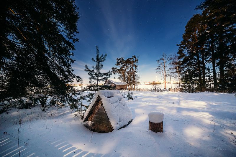 зима ночь снег деревня свет звезды Ночная Заволгаphoto preview