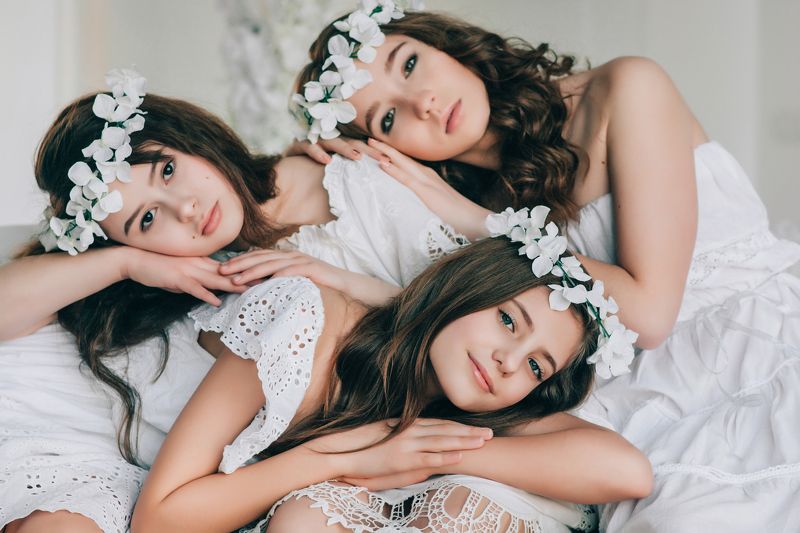 portrait, girls, beauty, flowers, spring, mood, white, studio Spring nymphsphoto preview