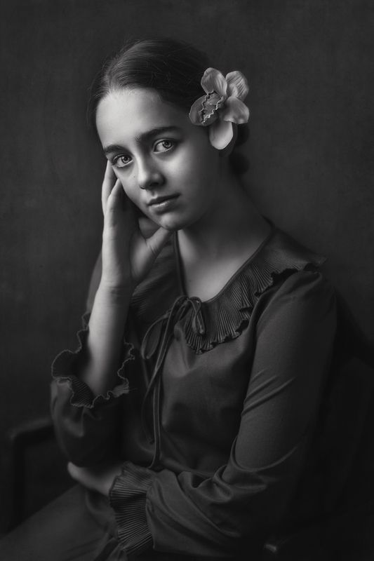 Tia in black and white..photo preview