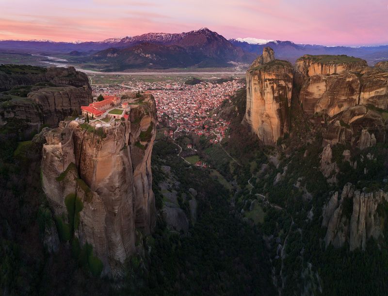 метеоры, дрон, drone, квадрокоптер, греция Парящие монастыри Метеорыphoto preview