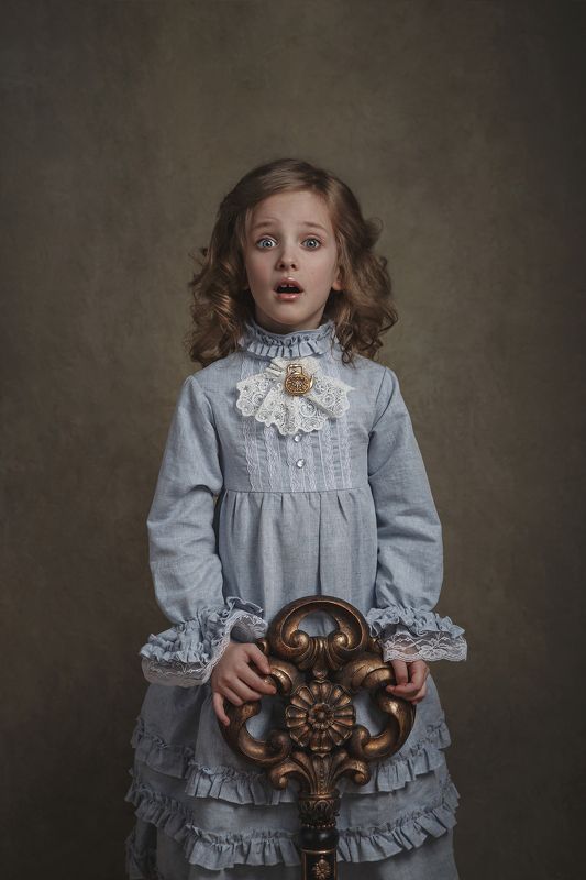 Алиса уменьшилась!photo preview