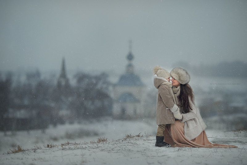 Мама с сыномphoto preview