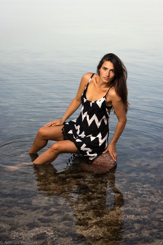 На камушкеphoto preview