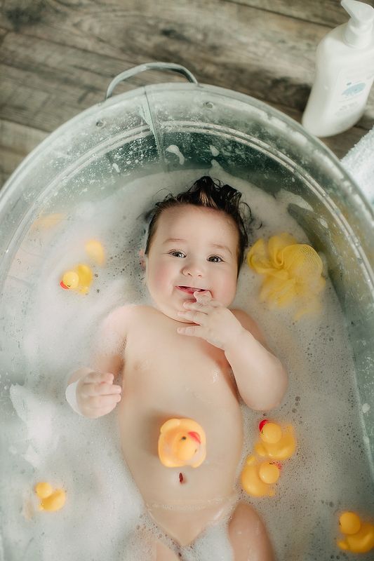 ребенок, новорожденный, купание, корыто, улыбка, children, kids, bath, sweem, child, baby ***photo preview