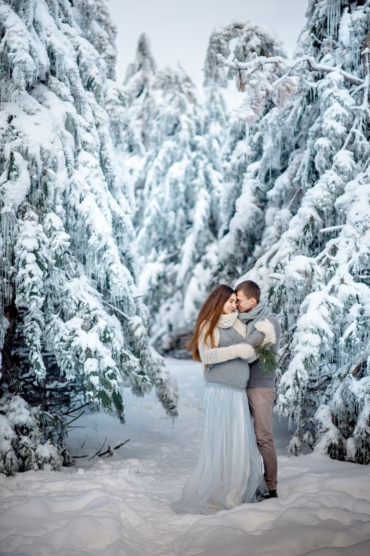 беременность, любовь, зима, лес В волшебном лесуphoto preview