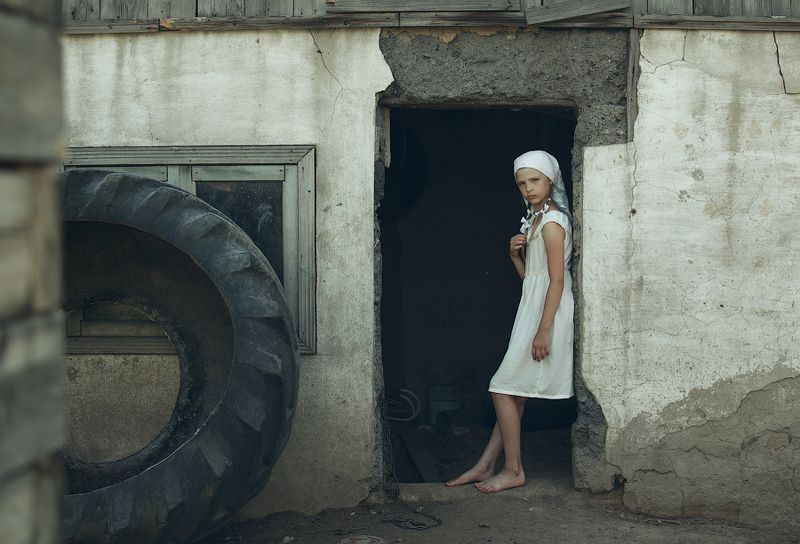 деревня,лето,дети,село,Алтай,девочка,старая баня, одиночество Настасья!photo preview