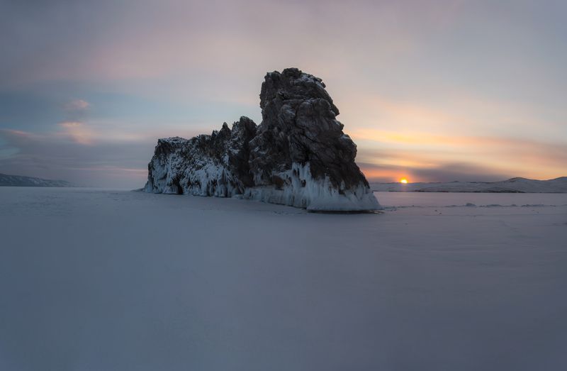 байкал, лед, скалы, снег, восход, простор Байкалphoto preview