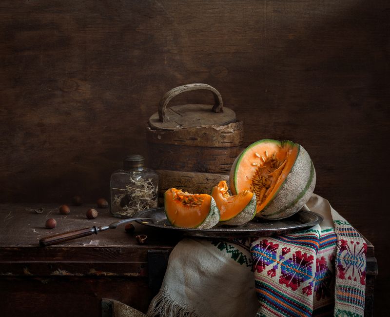 натюрморт, натюрморт с дыней, дыня, still life, stilleven, melon, still life with melon, evgeny kornienko, евгений корниенко, орехи Натюрморт с дыней и орехамиphoto preview