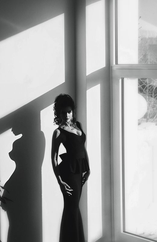 ~BLACK-WHITE~photo preview