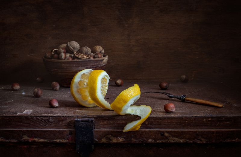 натюрморт, still life, орехи, евгений корниенко,evgeny kornienko, картина, stilleven, лимон Натюрморт с орехами и лимономphoto preview