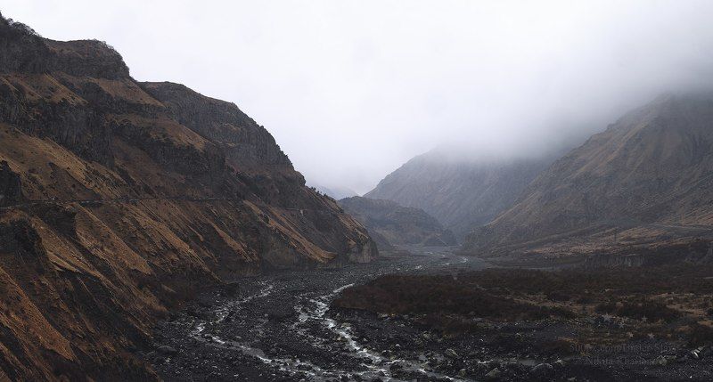кавказ, грузия, горы, дождь, река, горная река, казбеги, степанцмида Кавказphoto preview
