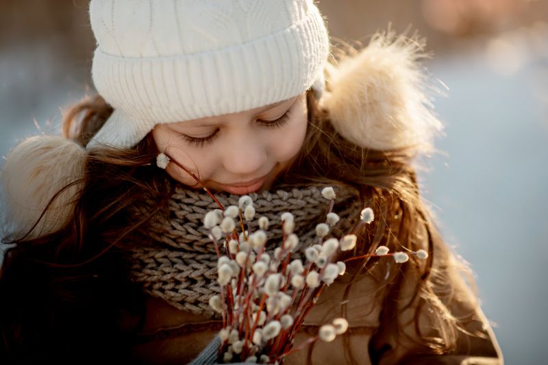 девочка, камыши, прогулка, верба, солнце, закат, контровой В ожидании теплаphoto preview