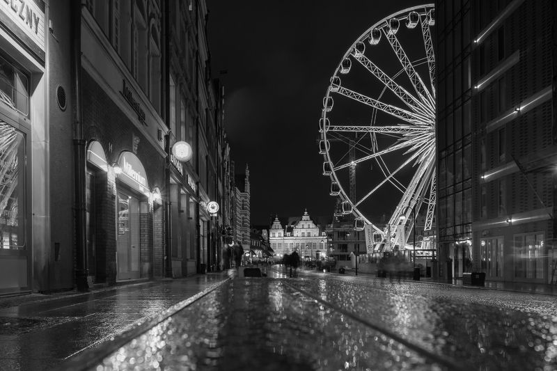 ночь, черно-белое, Гданьск, Польша, город, свет Ferris Wheel Gdanskphoto preview