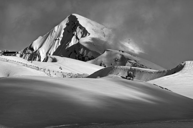 горы К вершинеphoto preview