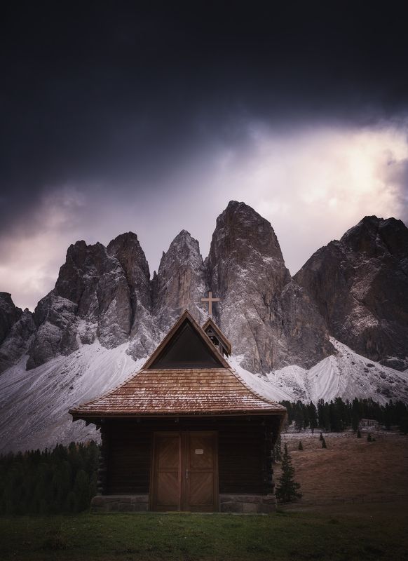 Масивът Одле. Доломити, Италияphoto preview