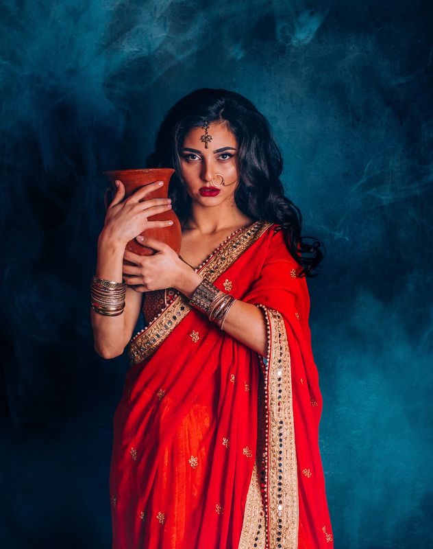 индианка, индия, индуска, сари,, красотка, портрет, брюнетка Индианкаphoto preview