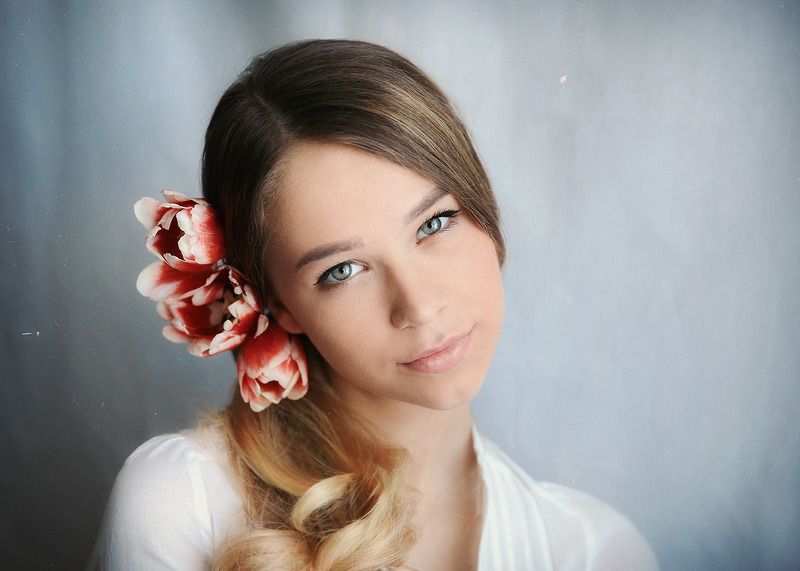 #девушка, #портрет, #студия, #цветы С цветами...photo preview