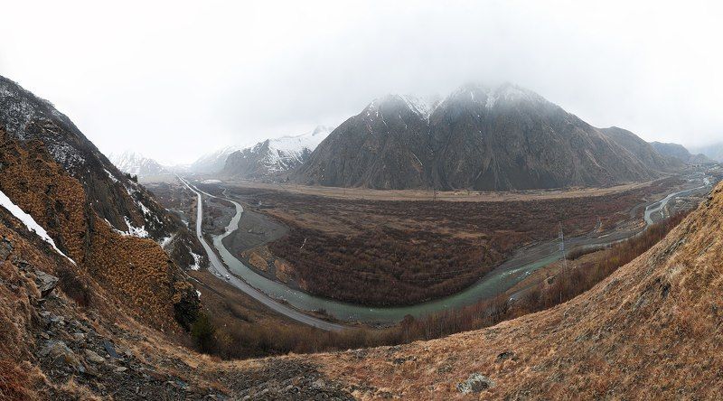 Грузия, Кавказ, Казбеги, Гудаури, горы, гора, горная река, река, весна, снег, туман, склоны, пейзаж Грузияphoto preview