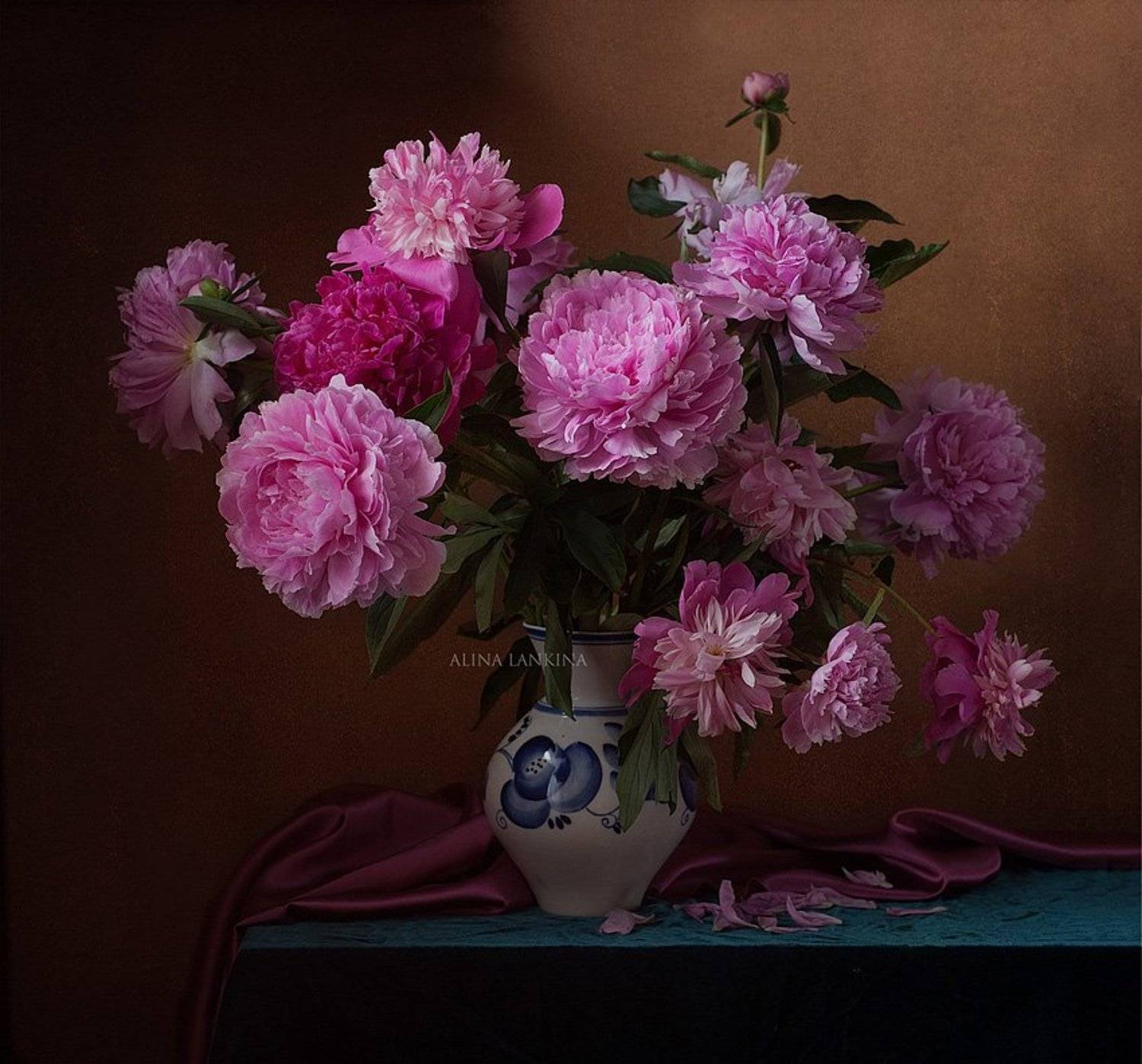 still life, натюрморт, фотонатюрморт, пионы, букет, цветы, лето, июнь, алина ланкина, Алина Ланкина