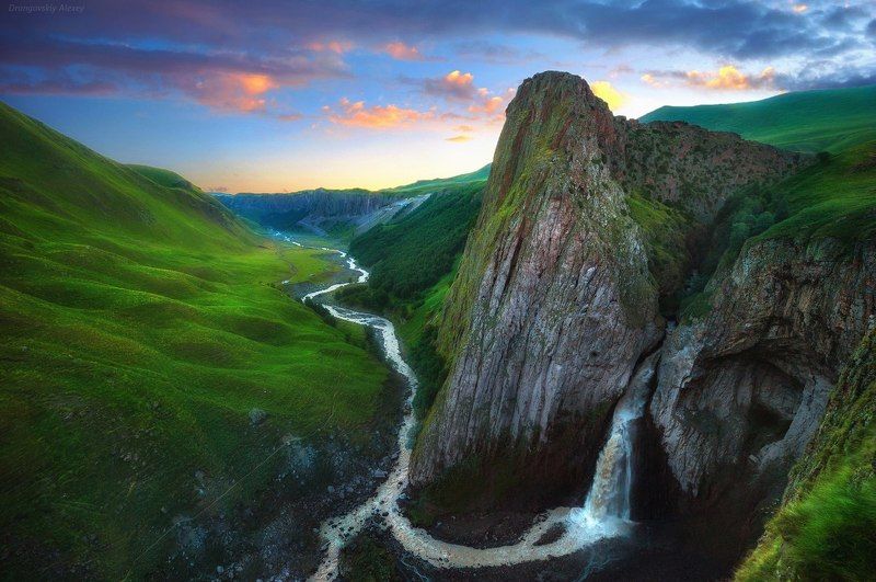 Водопад Каракая-суphoto preview