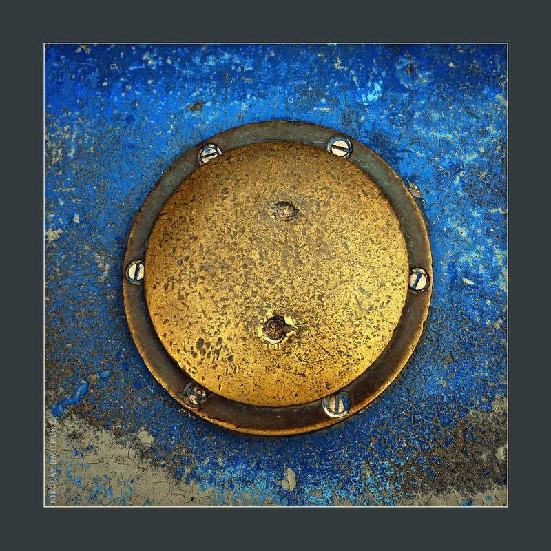 абстракция, , минимализм, музыка золото на голубом. Кадакес. 2018photo preview