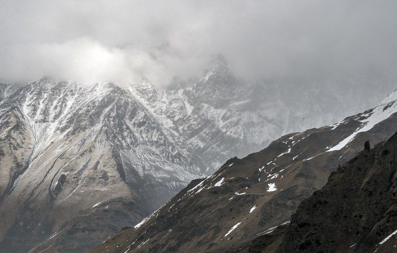 горы, грузия, казбеги, кавказ, облака Величиеphoto preview