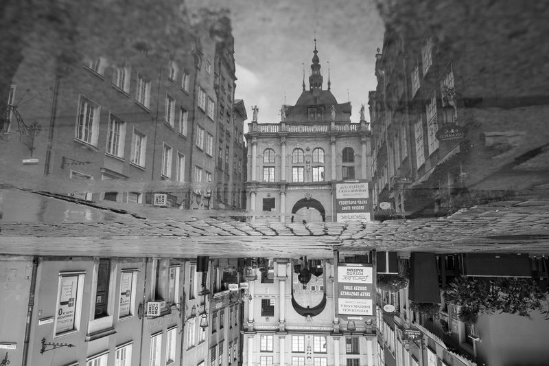 В отраженииphoto preview