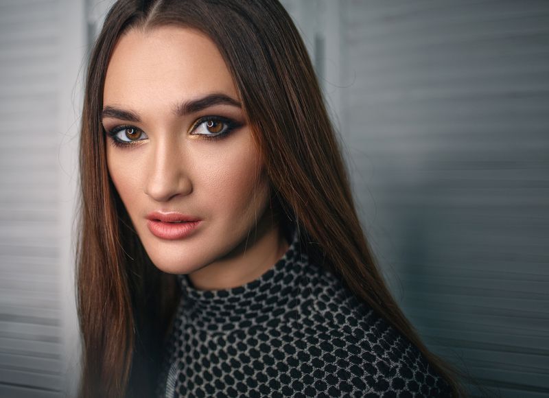 портрет, девушка, взгляд Жаннаphoto preview