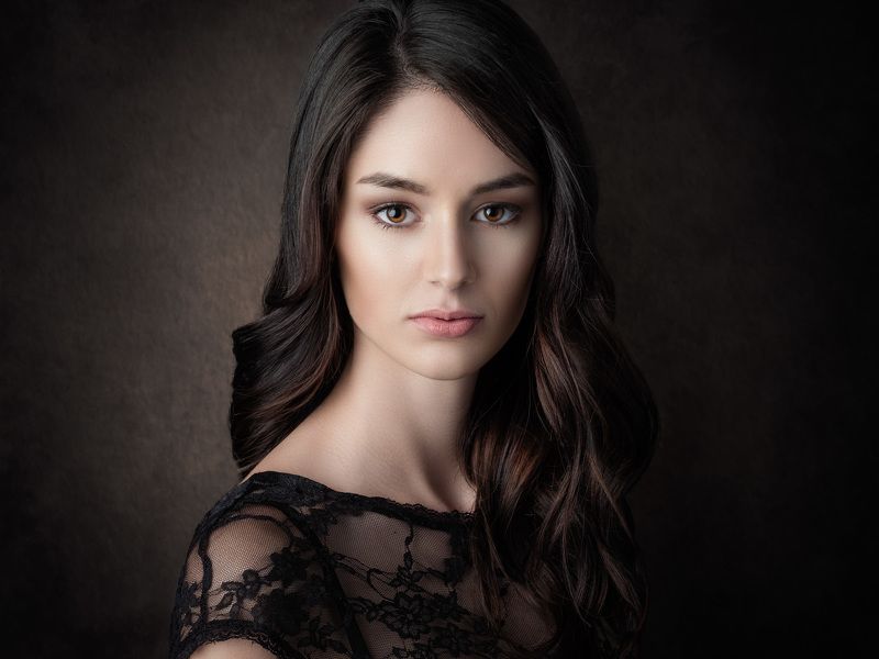 portrait, fine art portrait, michael schnabl, woman, dark hair Kerstinphoto preview