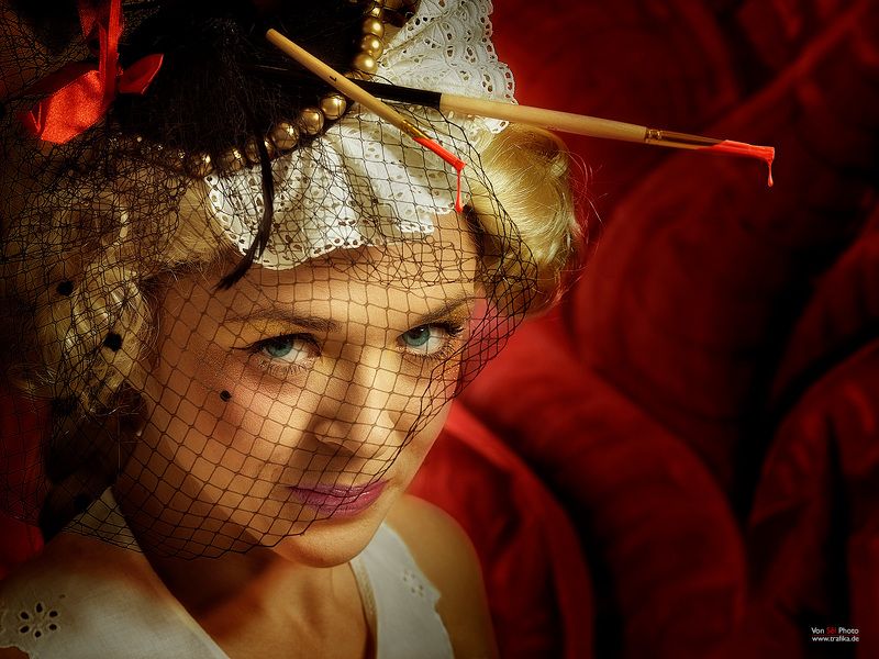 art, head, red, girl, brush, color Art In Headphoto preview