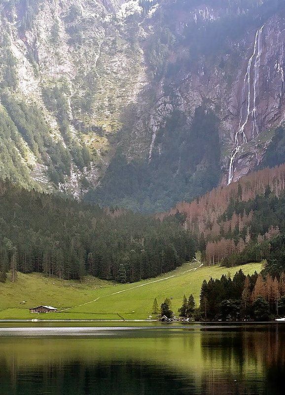 домик у озераphoto preview