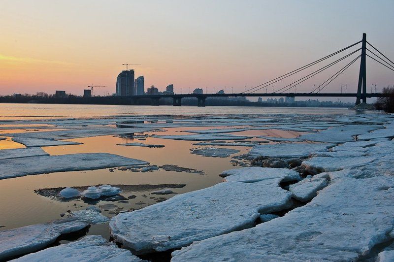 киев, днепр, весна, март, река, лед, закат Ледяная тишина..photo preview