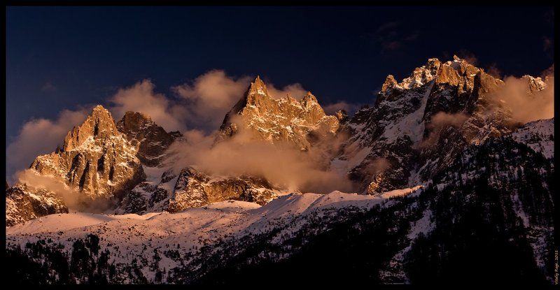 горы, франция, альпы, свобода, облака, закат, путь, выбор, монблан В лучах уходящего солнцаphoto preview
