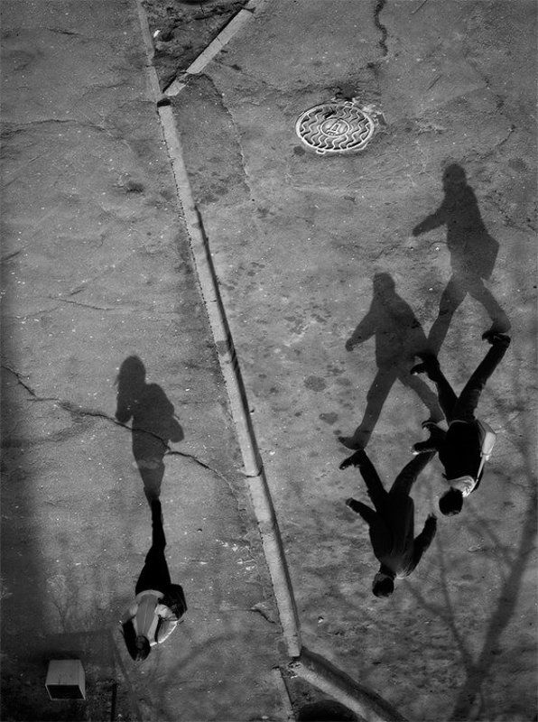 киев, город, подземка, люди, чб, тени на свиданиеphoto preview