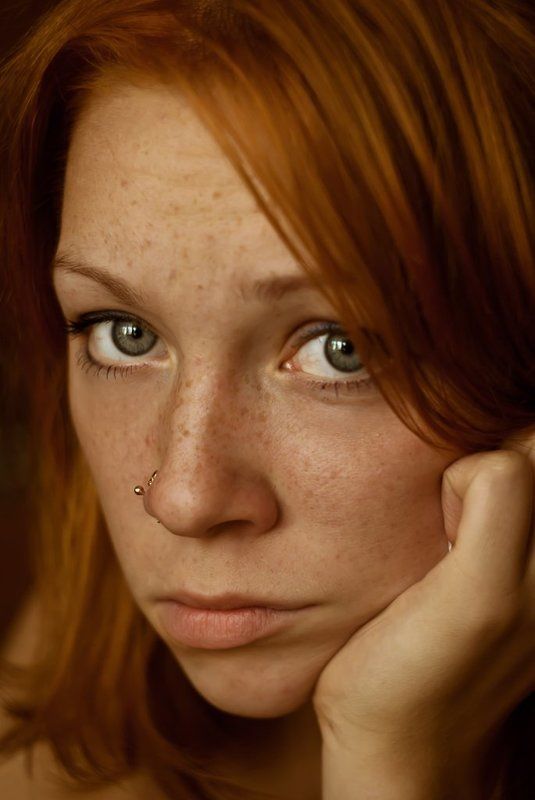 портрет Полинаphoto preview