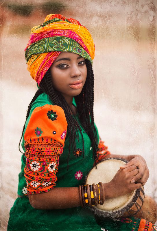 африканка, африка, девушка, барабаны, красавица, чернокожая Давинаphoto preview
