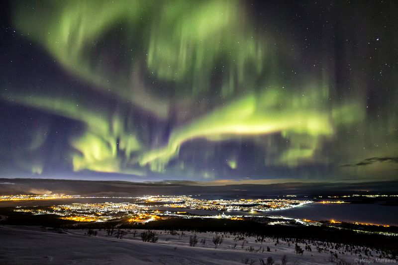 полярное,северное,сияние,город,ночь,сверху, Цветные сны фото превью