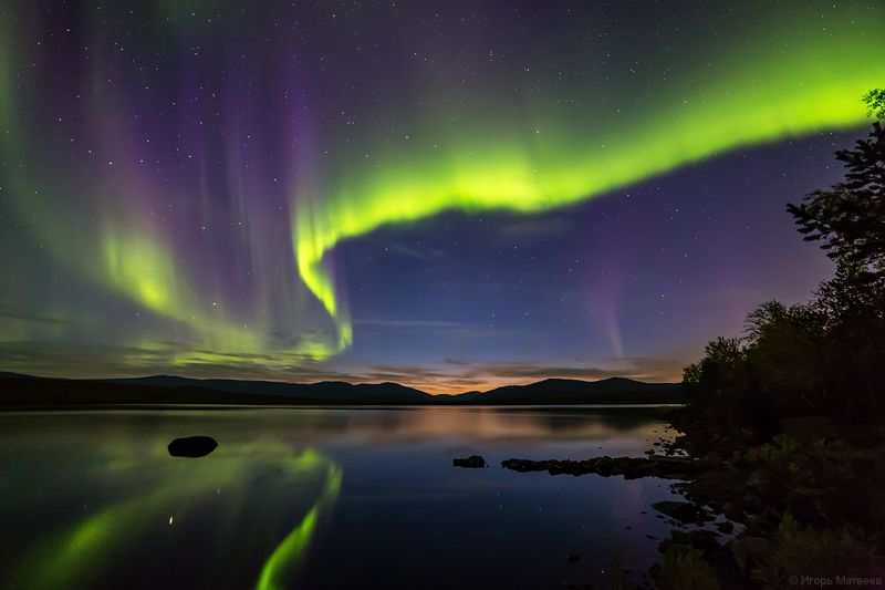 полярное,северное,сияние,ночь,озеро,горы, Краски заполярного неба фото превью