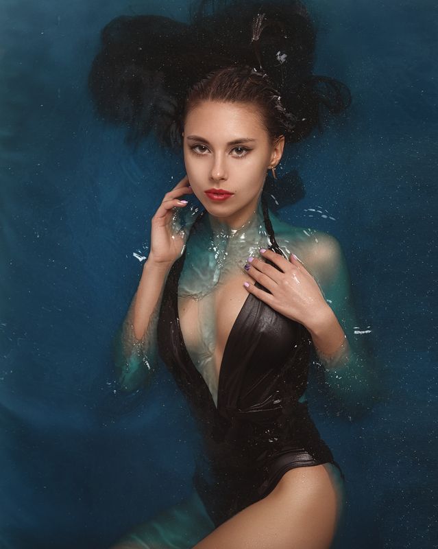 DEEP TURQUOISEphoto preview